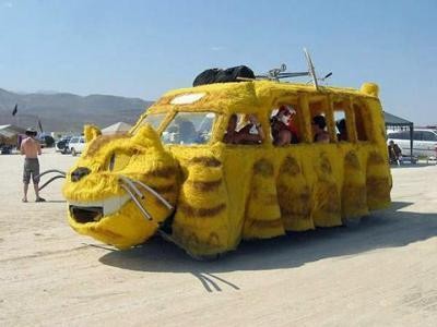 11 Strange Vehicles 4catbus - 11 Strange Vehicles